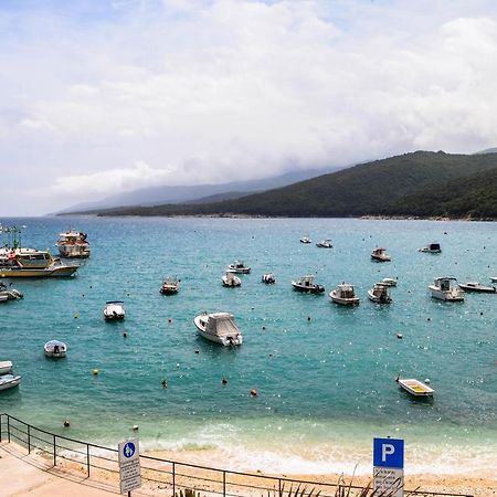 Apartman Gulliver In The Center, 10 Meters From The Sea With Private Parking In Natural Shade Rabac Kültér fotó